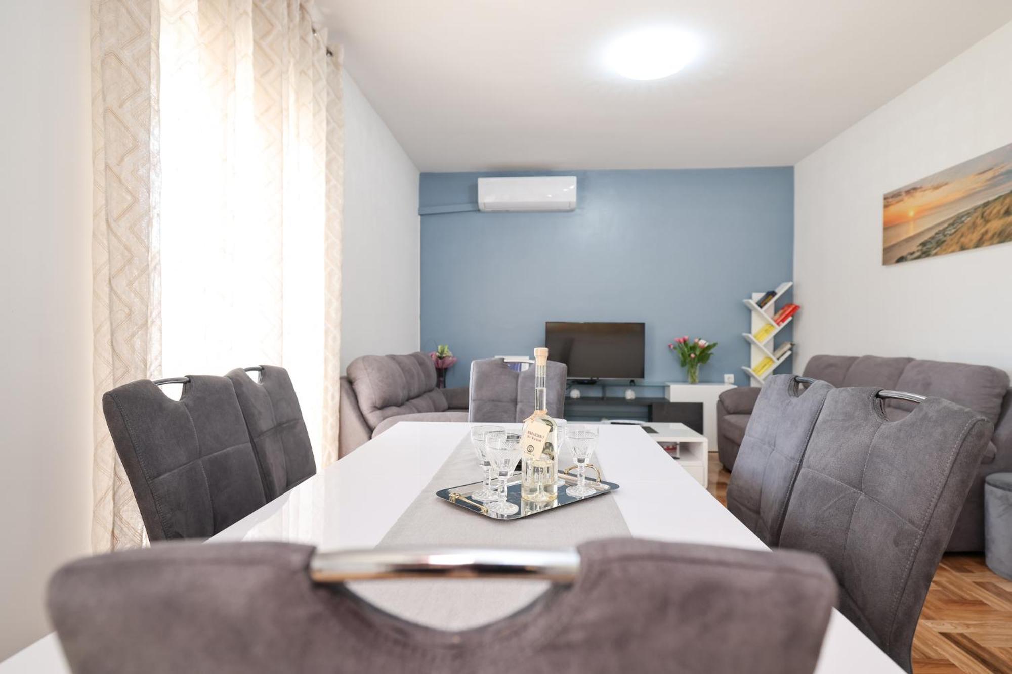Apartment Pantalon, Big Terrace And Free Parking Zadar Exterior photo